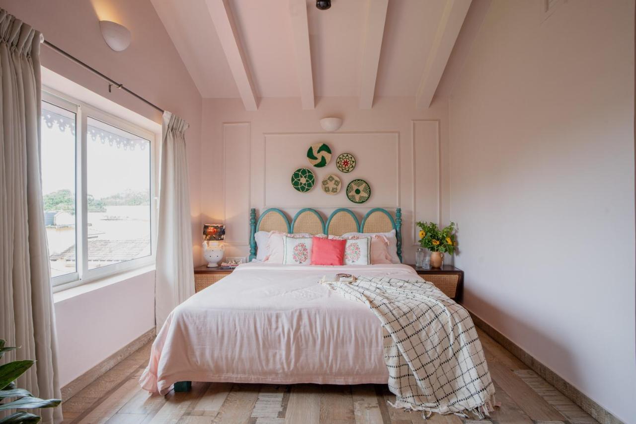Elivaas 5 Bhk With Pvt Pool, Entertainment Room & Glass House - Bludoor Marmagao Luaran gambar